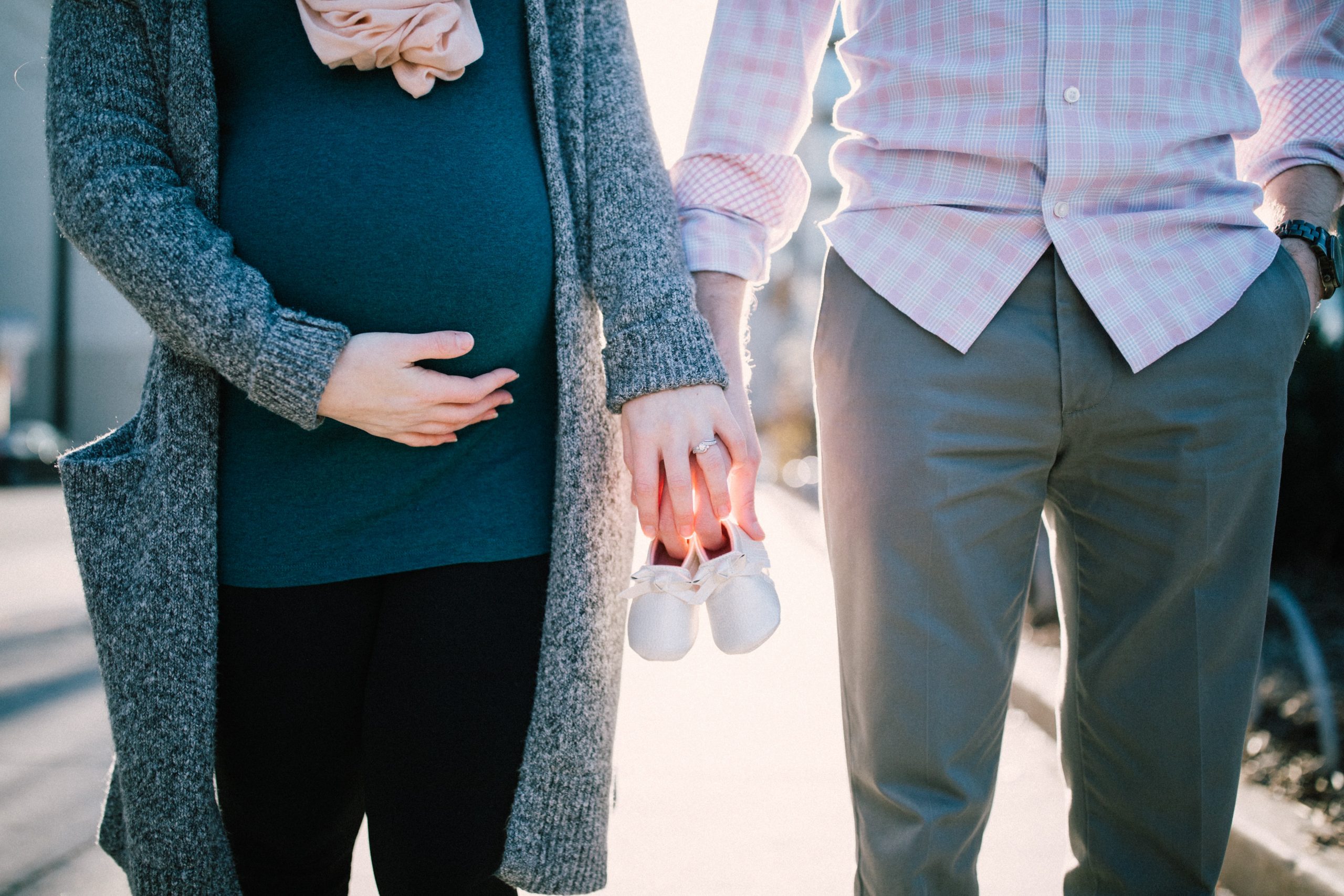 How does pregnancy affect mortgage applications?